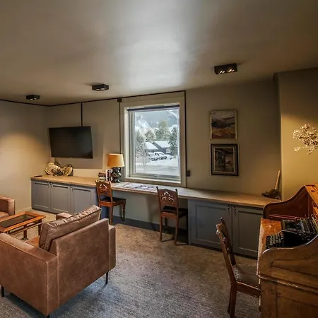 Hotel Vaga - By Classic Norway